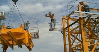 Демонтаж башенного крана в Коврове - услуги по демонтажу от Сварной-Квр от 1582 руб.