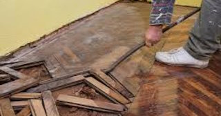 Демонтаж пола в квартире в Коврове - Стоимость от 528 рублей | Сварной-Квр
